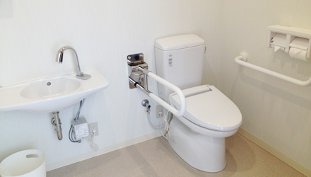 バリアフリートイレ